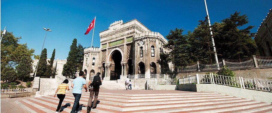 Istanbul University (c) Istanbul University